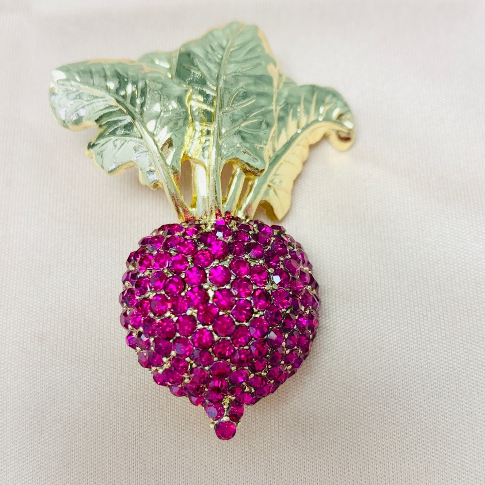 Brooches - Picture 2 of 4